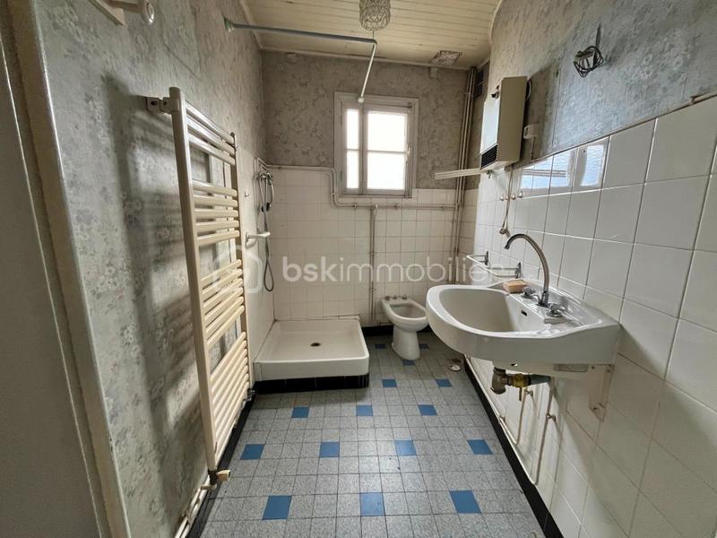 Maison - 102 m² - 5 pièces