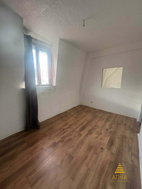 Maison ancienne - 162 m² - 8 pièces