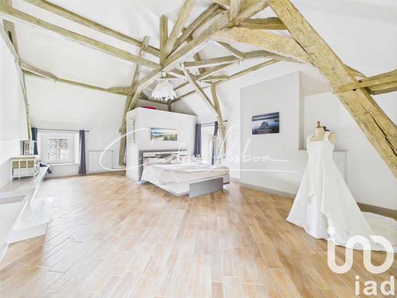 Maison - 527 m² - 14 pièces