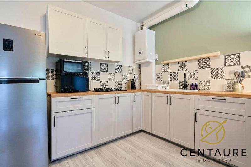 Maison - 80 m² - 5 pièces