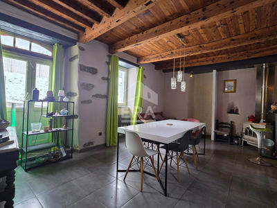 Maison - 143 m² - 6 pièces