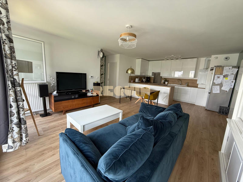 Appartement - 85 m² - 4 pièces