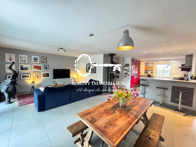 Maison - 158 m² - 6 pièces