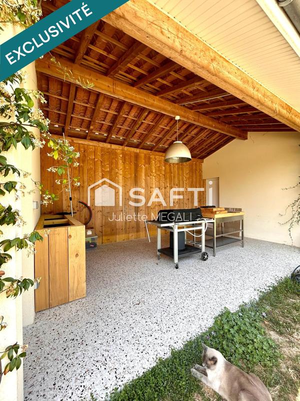 Maison - 284 m² - 8 pièces