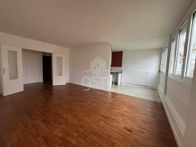 Appartement - 81 m² - 4 pièces