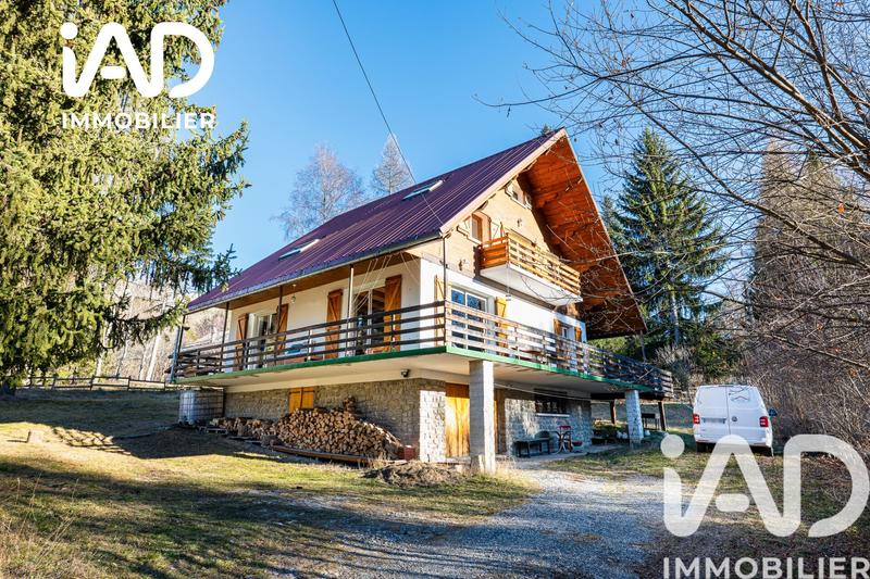 Maison - 170 m² - 5 pièces