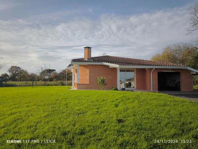 Maison - 85 m² - 3 pièces