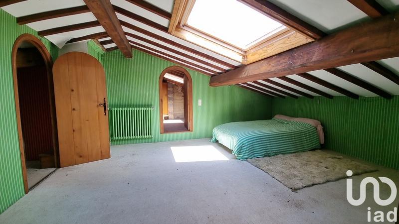 Maison - 216 m² - 11 pièces