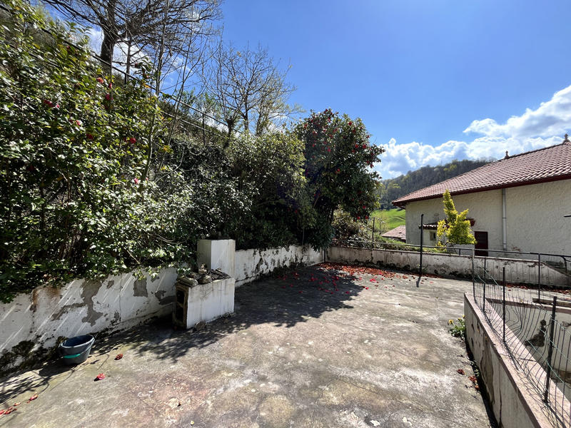 Maison - 162 m² - 6 pièces