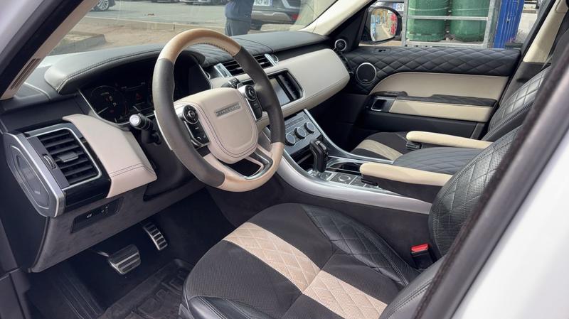 Land Rover Range Rover Sport Lumma DeSign Clr Rs 3.0 Sdv6 292 - Automatique Toit ouvrant