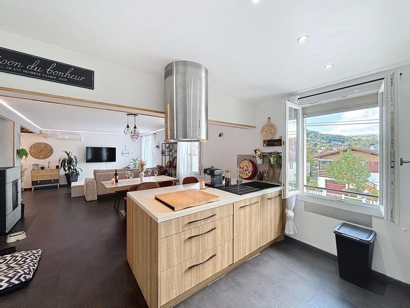 Maison - 121 m² - 4 pièces