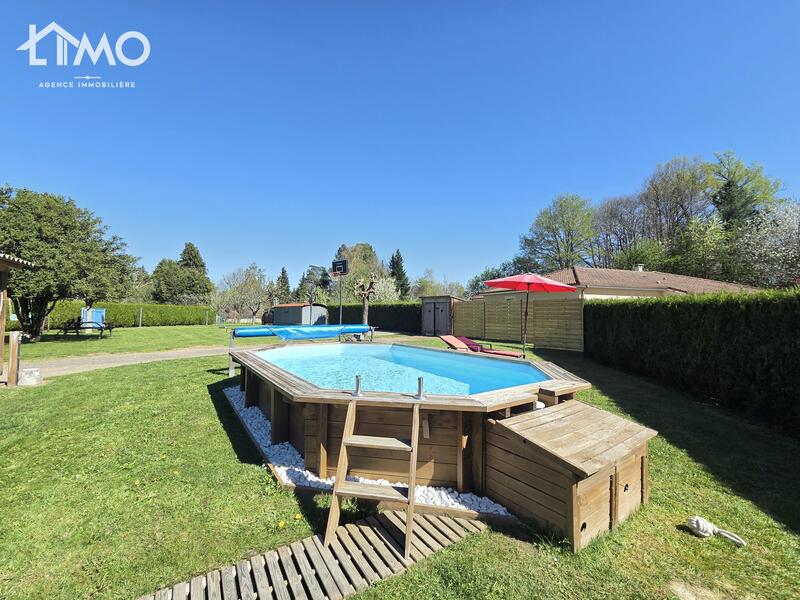 Maison en pierre - 196 m² - 7 pièces