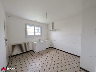 Maison - 83 m² - 5 pièces