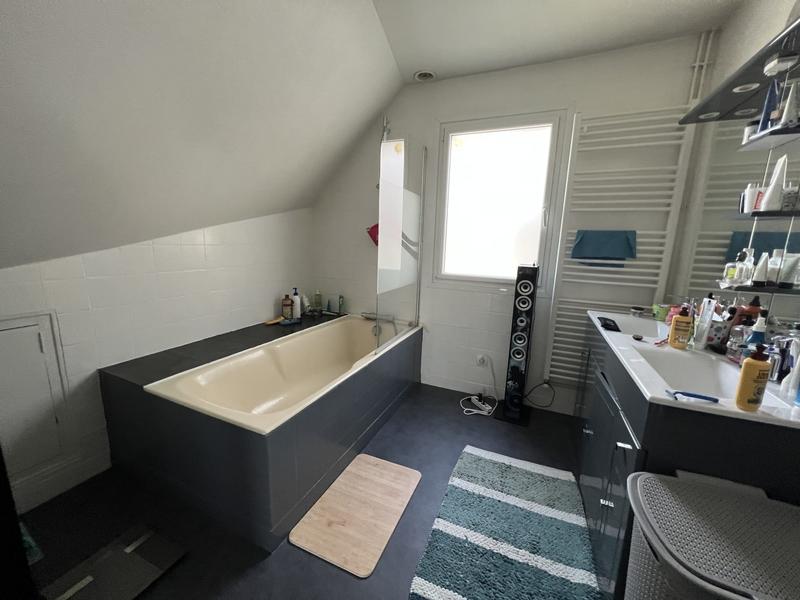 Maison - 168 m² - 6 pièces