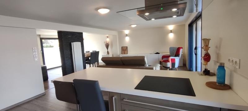 Maison - 147 m² - 6 pièces