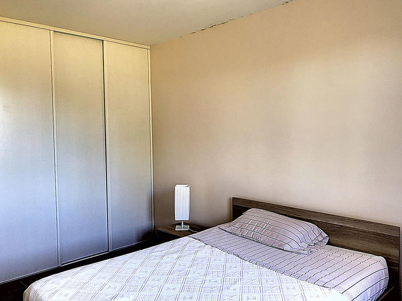 Maison - 216 m² - 9 pièces