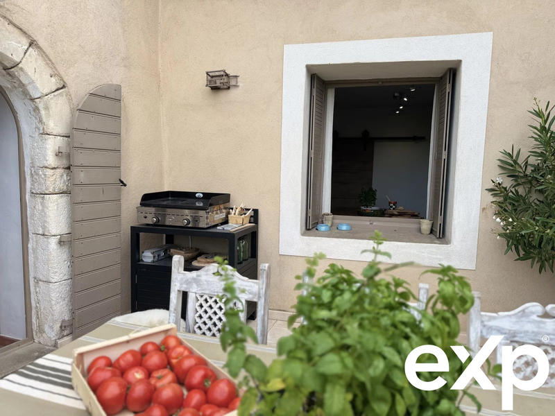 Maison traditionnelle - 95 m² - 3 pièces