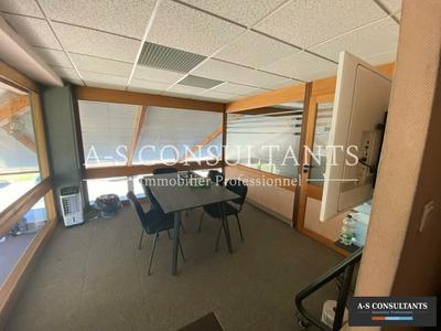 Local commercial - 780 m²