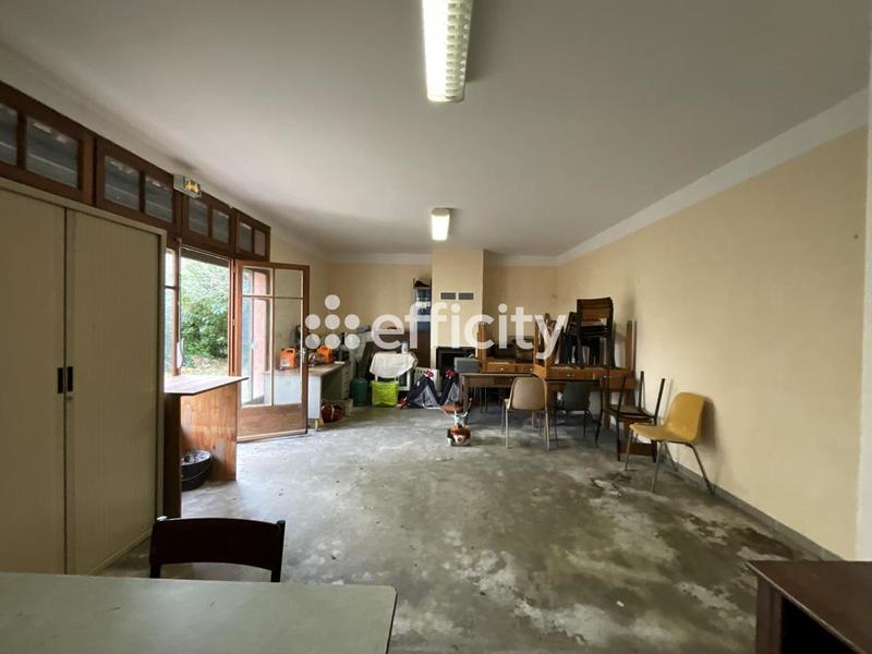 Maison - 160 m² - 5 pièces