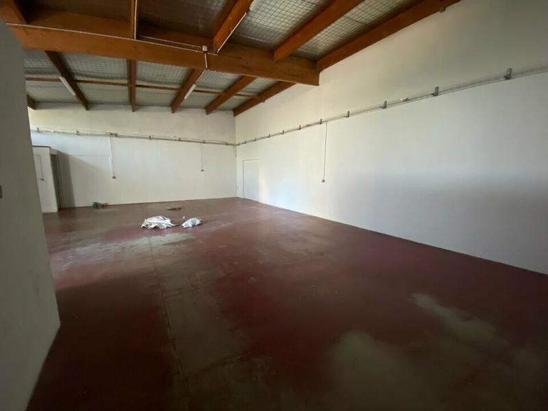 Atelier d'activités - 120 m²