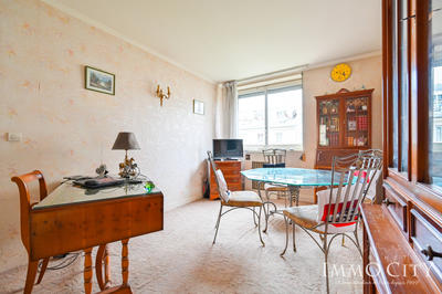 Appartement - 85 m² - 4 pièces