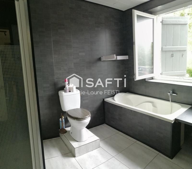 Maison - 122 m² - 7 pièces