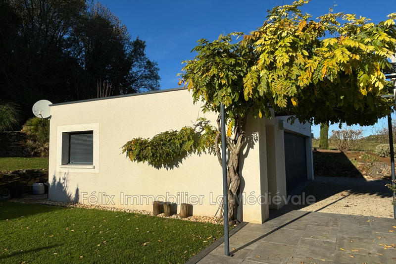 Villa - 255 m² - 5 pièces