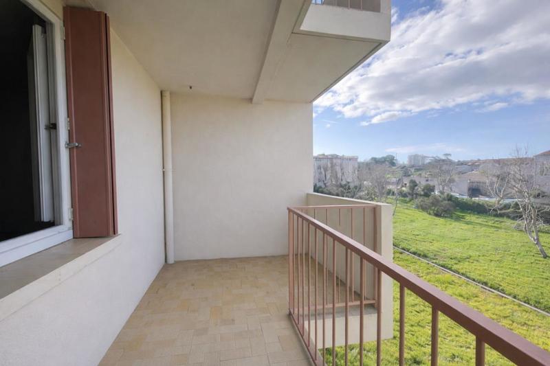 Appartement - 79 m² - 4 pièces