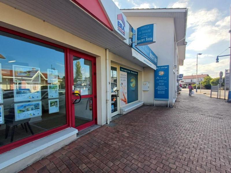 Local commercial - 37 m² - 4 pièces