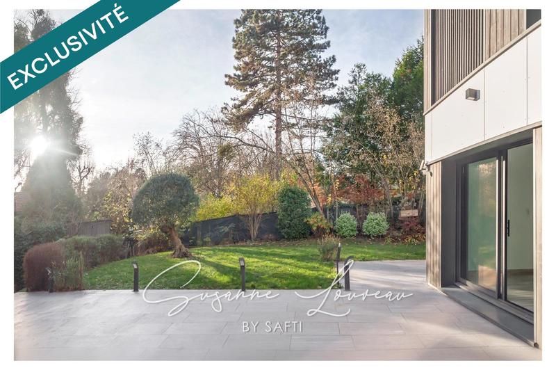 Maison - 202 m² - 6 pièces