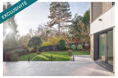 Maison - 202 m² - 6 pièces