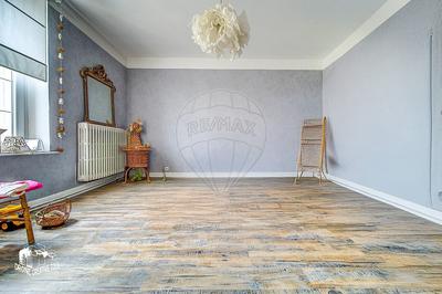 Maison - 243 m² - 7 pièces