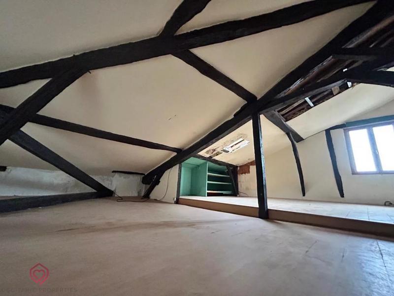 Maison de village - 260 m² - 6 pièces