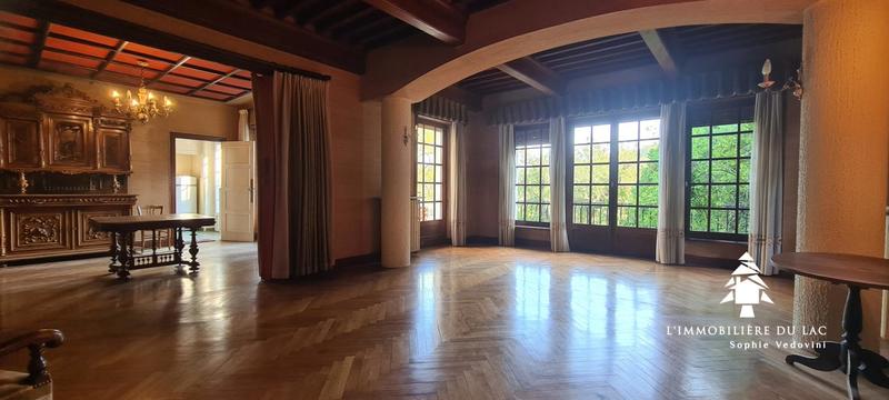 Maison bourgeoise - 235 m² - 9 pièces