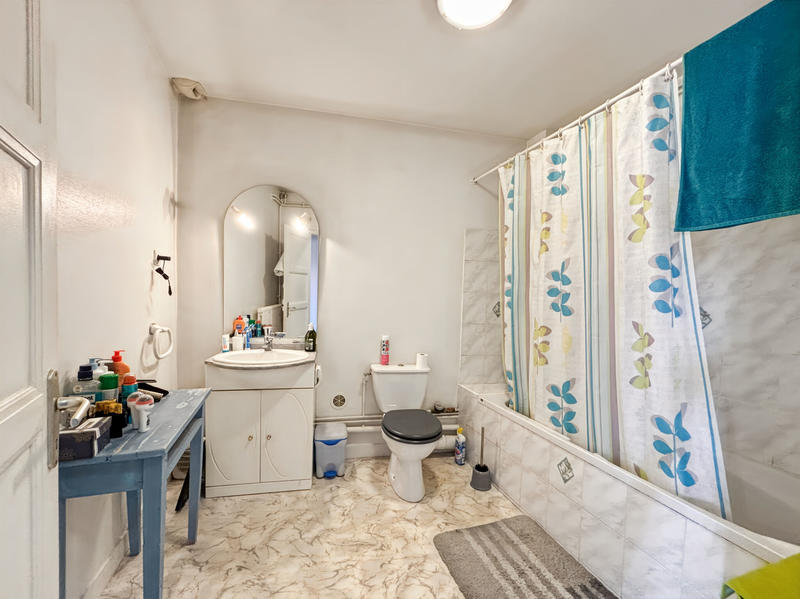 Immeuble - 209 m² - 12 pièces