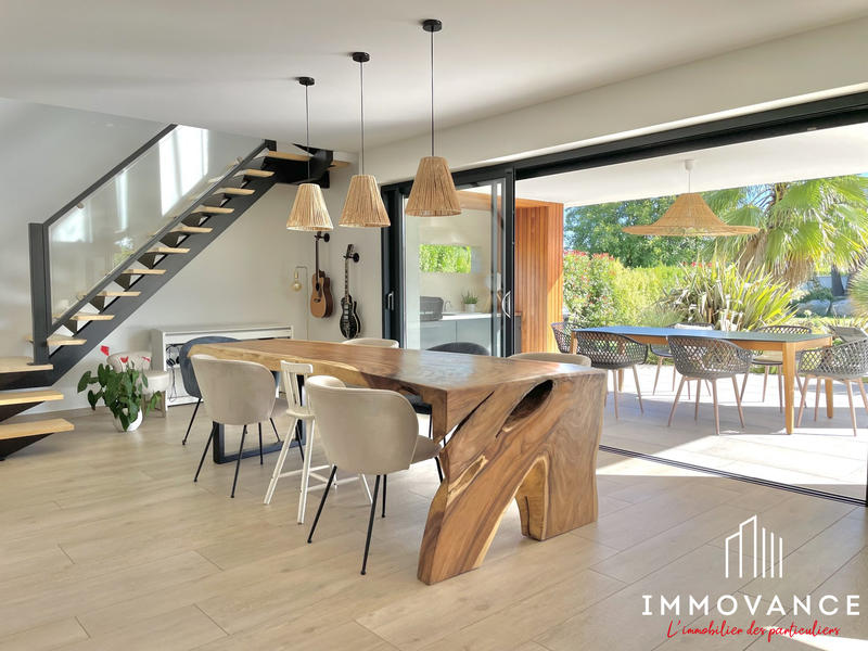 Villa - 190 m² - 6 pièces