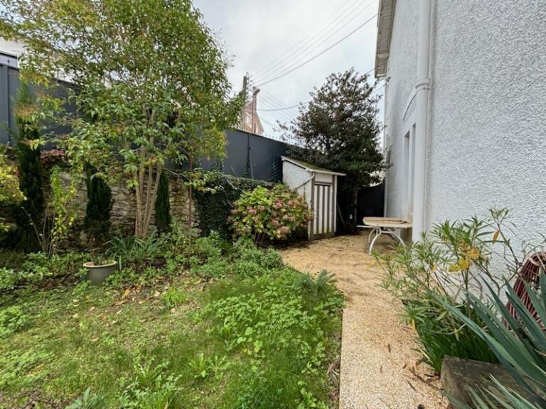 Maison traditionnelle - 122 m² - 6 pièces