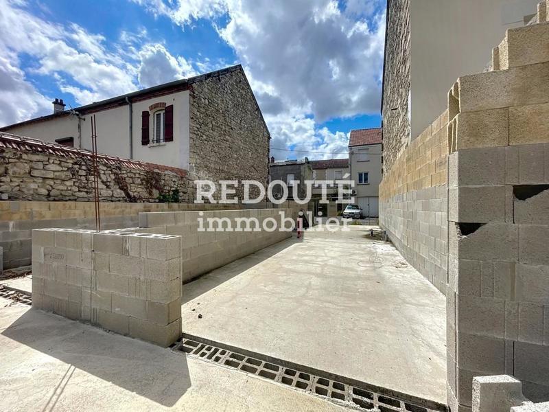 Terrain constructible - 246 m²