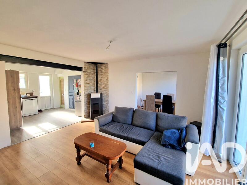 Maison - 140 m² - 6 pièces