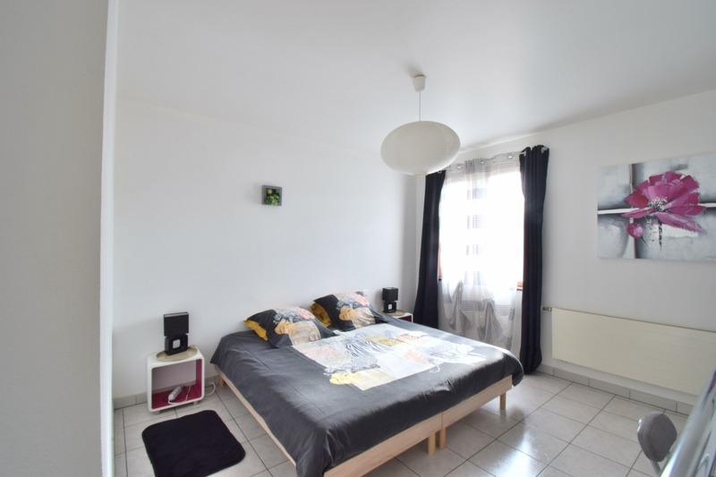 Immeuble - 244 m² - 9 pièces