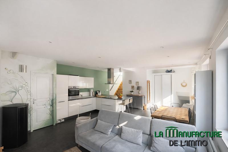 Triplex - 121 m² - 5 pièces