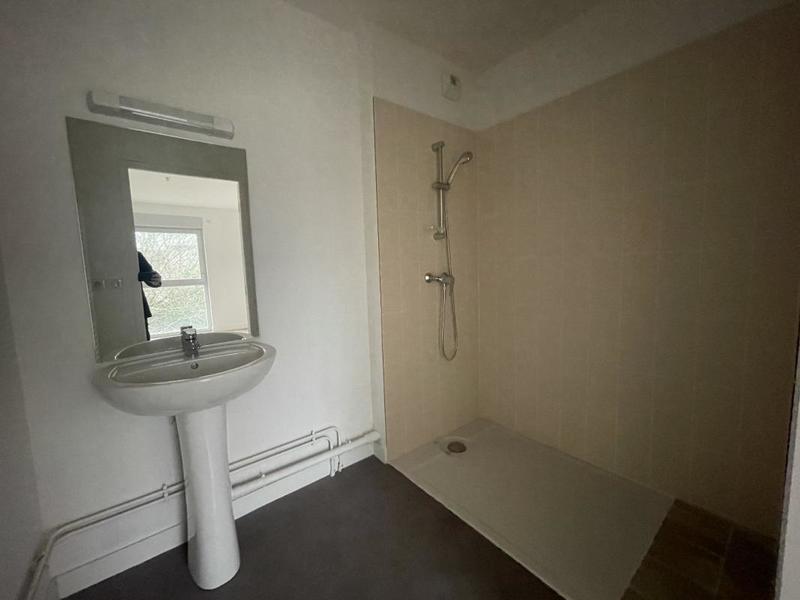 Appartement ancien - 94 m² - 4 pièces