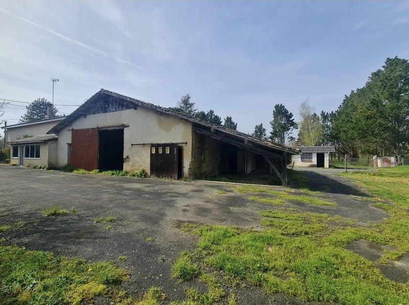 Maison ancienne - 132 m² - 9 pièces