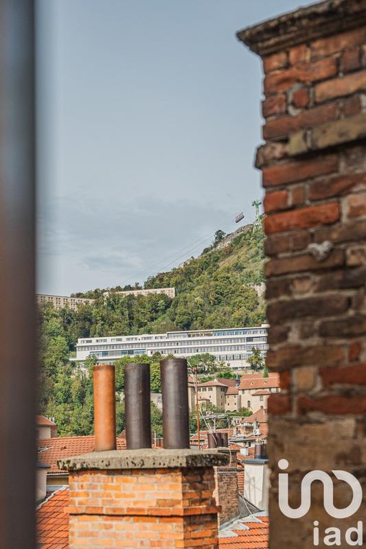 Duplex - 89 m² - 4 pièces