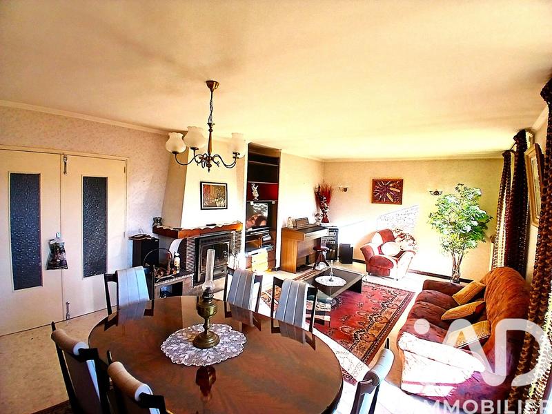 Maison - 148 m² - 9 pièces