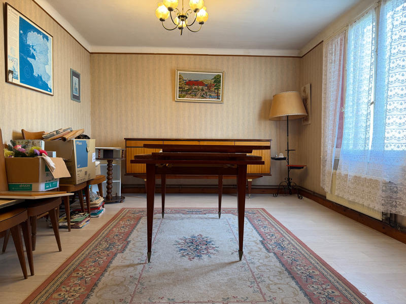 Maison - 104 m² - 6 pièces