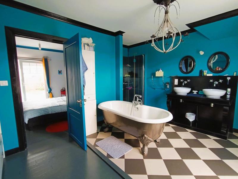 Maison - 182 m² - 7 pièces