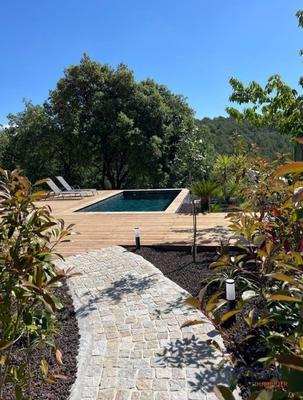 Maison - 140 m² - 4 pièces