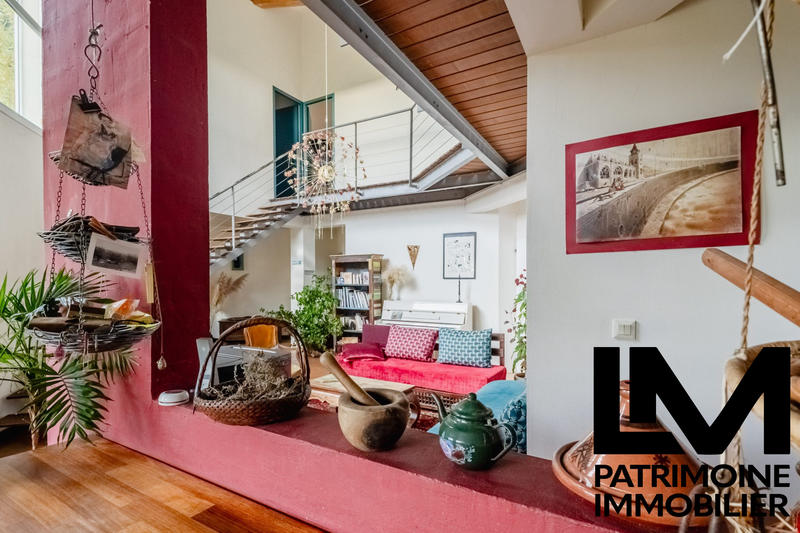 Maison - 180 m² - 6 pièces