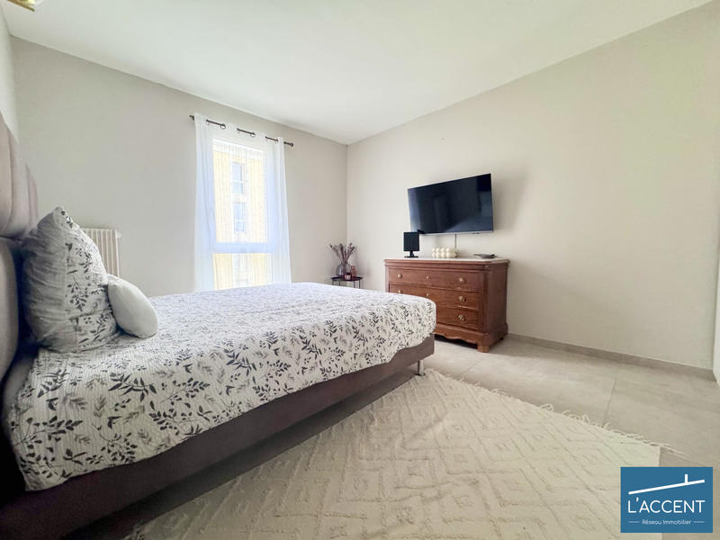 Appartement - 81 m² - 4 pièces